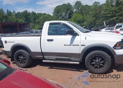 2011 Dodge Ram 1500 z USA, uszkodzony, nr VIN 3D7JV1ET0BG602741